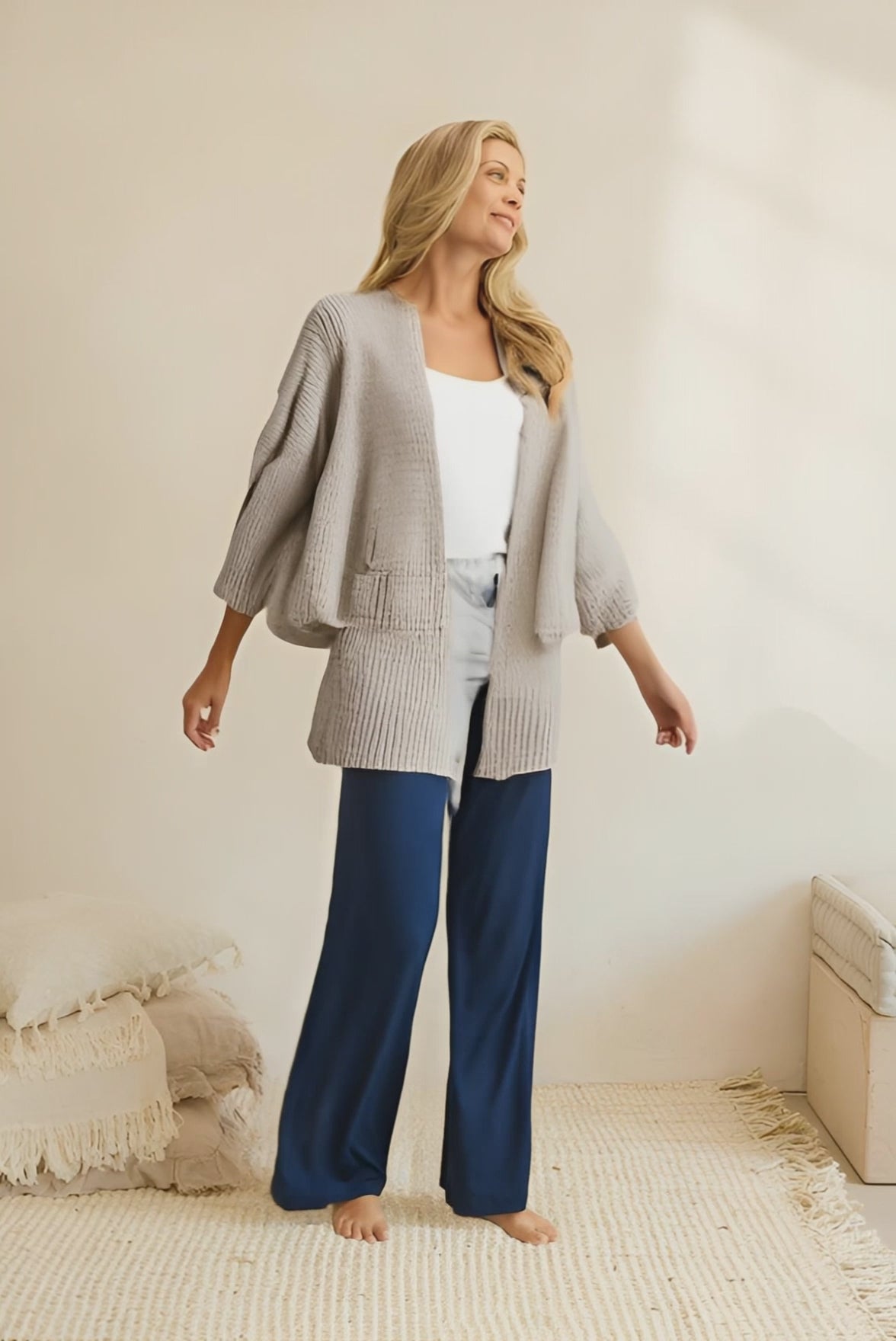 Front™ | Beige Open Front Dames Trui